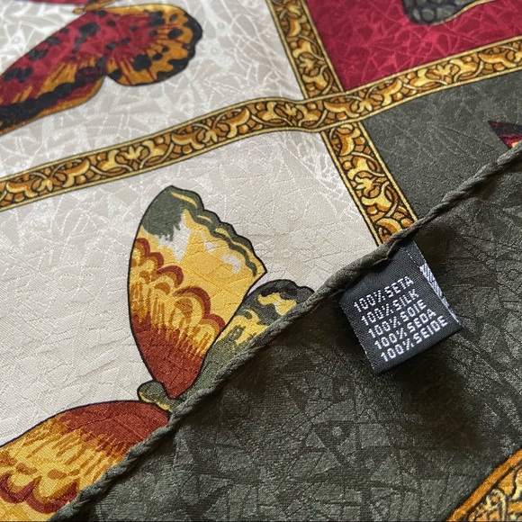 π¦ Vintage Famiglia di Farfalle Silk Scarf - Picture 5 of 5